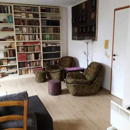 Stan Na Dan, Miran Kraj Apartment Belgrade